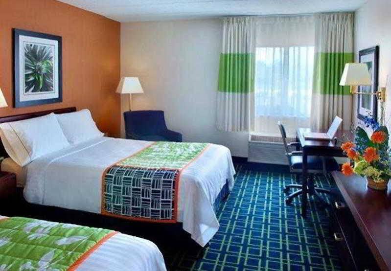 Hotel Fairfield By Marriott